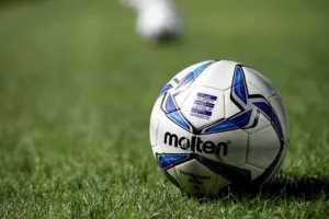 Όλα δείχνουν ότι συνεχίζονται κανονικά Superleague και Basket League