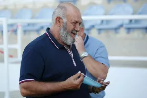 Xαρούμενος ο Κίκης
