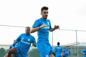 Πέδρο/Πετράκης