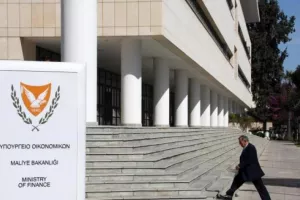 Κρούσμα και στο Υπουργείο Οικονομικών