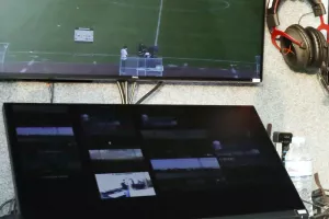 VAR... "Εύκολη πρεμιέρα"