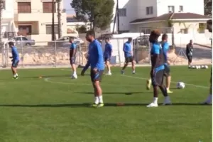 ΑΠΡΟΟΠΤΟ με Ελουντού/Προπόνηση με Ε. Χαμπουλλά
