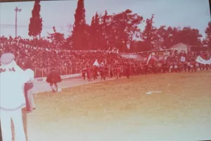 (ΦΩΤΟΣ-Ρετρό) "Αυτός είναι ο υπέροχος κόσμος μας"