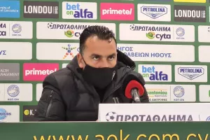 ΣΩΦΡΟΝΗΣ: "Είμαστε στο -4 από την 1η θέση, δεν είναι ώρα να μιλάμε για τίτλο"