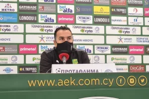 ΣΩΦΡΟΝΗΣ: "Τους έχω πιέσει πολύ/Αυτή είναι η μεταγραφή που θέλω"