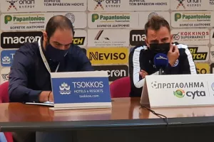 ΦΕΡΕΡ: "Καταλαβαίνω τον κόσμο..."