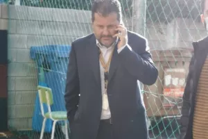 (ΦΩΤΟΣ) Παρέδωσε τα χριστουγεννιάτικα πακέτα η Κίτρινη Γραμμή 