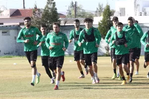 (ΦΩΤΟΣ/Ηλίας Πούλλος) Δουλειά για Ανόρθωση 