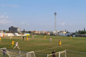 Διπλό αφιερωμένο... στην μνήμη του Κοινοτάρχη τους! (φώτος)