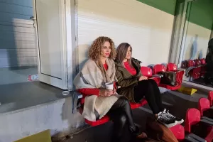 Στο ΑΜΜΟΧΩΣΤΟΣ οι κυρίες!