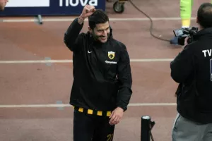 Τετ α τετ με όλους τους παίκτες ο Κονέ