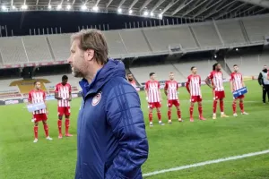 Μαρτίνς: «Δεν ήταν γήπεδο, αλλά πίστα πατινάζ»