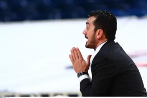 «Πετάξαμε ένα ημίχρονο, κάναμε δώρα»