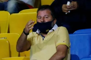Περιμένει/ΣΟΦΟ