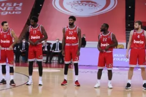 Ο Ολυμπιακός δέχτηκε για έβδομη φορά 90+ πόντους στο ΣΕΦ