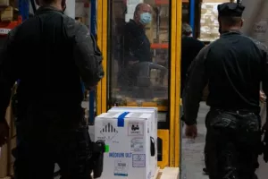 Eμβόλια, όχι δολοφόνους