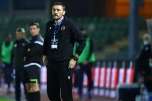 Πλησιάζει διψήφιο αριθμό απουσιών