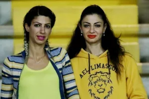 Θέλουν γήπεδο