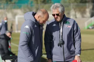 Φτιάχνει λίστα ο Ντρεοσί