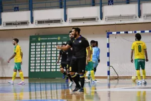 Νίκησε την ΑΕΚ το ΑΠΟΕΛ
