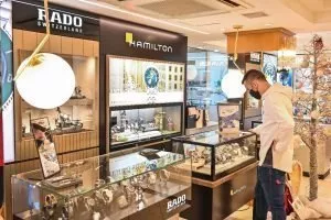 Απόλλων/Επίσκεψη στο Zacharias Watches & Jewellery (φώτος)