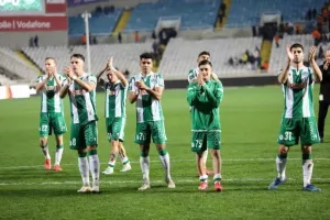 Στο προηγούμενο "αιώνιο ντέρμπι"/Τι άλλαξε σε 281 μέρες... (φώτος)