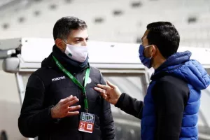 ΦΩΤΟΣ/Pre-game με πηγαδάκια