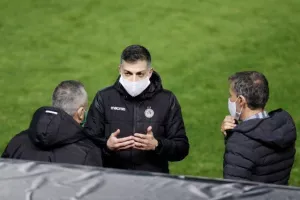 (ΦΩΤΟΣ) H τελευταία πριν τον ΠΑΟΚ/Αποστολή με "21"