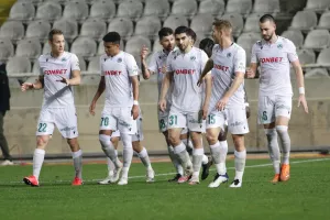 Η τριάρα… στον φακό 
