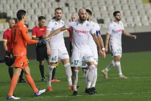 Η τριάρα… στον φακό 