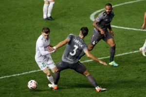 Σπουδαία νίκη με Τζιωνή/ "Θρίλερ"... με VAR στο φινάλε! (Φώτος)