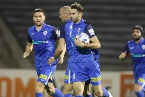 Ένα γκολ…