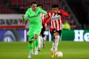 ΦΩΤΟΡΕΠΟΡΤΑΖ από το PSV Stadion