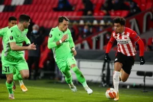 ΦΩΤΟΡΕΠΟΡΤΑΖ από το PSV Stadion