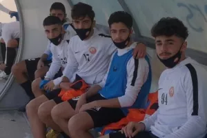 Με 15άρηδες και 16άρη! 