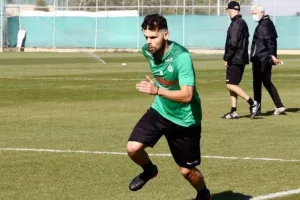 ΚΛΙΚΣ απ' το "Ηλίας Πούλλος"