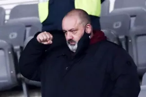 Καραπαπάς για ΠΑΟΚ: "Βγάζετε αγωνία"