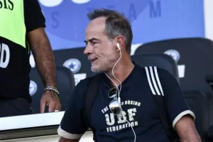 Δούκας σε Καραπαπά: «Να προσέχεις την οσφυαλγία» (φώτο)