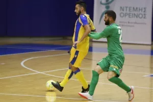 Φοβερό ντέρμπι, ΑΠΟΕΛ και Ομόνοια το "μοίρασαν" στην πρεμιέρα (φώτος)