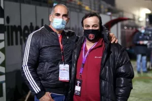 Ο Ρουσιάς... το μοίρασε! (φώτος)