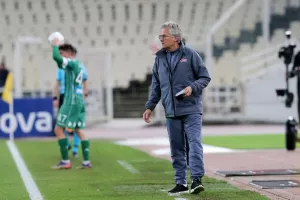 «Χρειάζεται αντανακλαστικά η επιστροφή στη Λεωφόρο»
