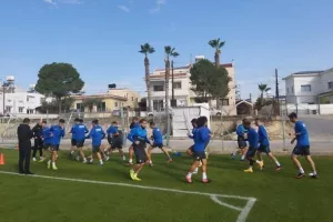 ΜΗΝΥΜΑ από "Α. Καράς"