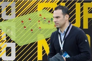 ΠΟΥΡΣΑ/Κορυφαία 11άδα με Κύπριους
