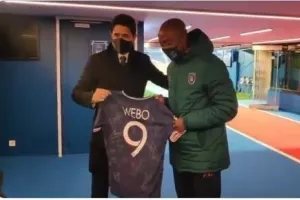 Webo με PSG!