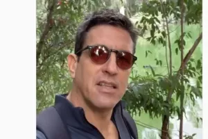 O Κρίστοφερ μιλάει για κακές συνήθειες: "Βήμα 1, 2, 3" (βίντεο)