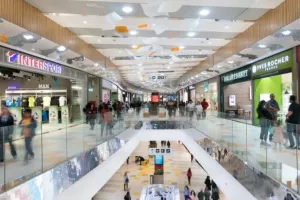 Κλείνουν τα Malls 