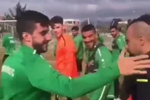 "Τις έφαγε" ο Μάντζης (βίντεο) 