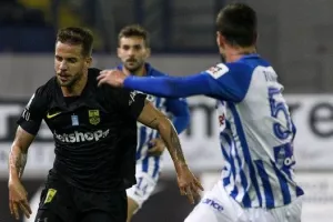 Όρθιος στο Περιστέρι με δέκα παίκτες ο Άρης