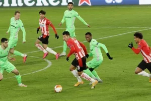 ΦΩΤΟΡΕΠΟΡΤΑΖ από το PSV Stadion