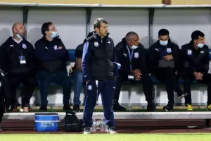 Πετράκης/Παραλίμνι